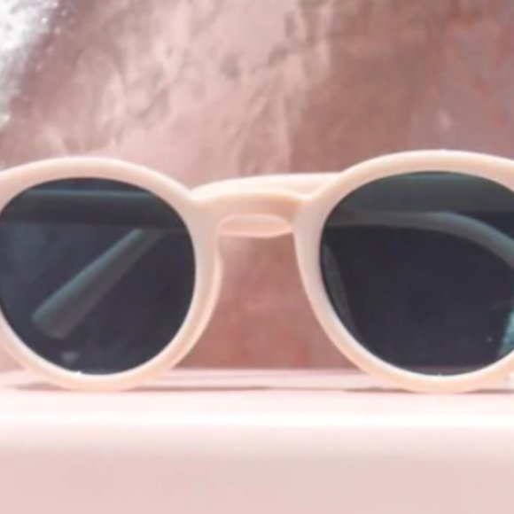 Cabo Round Sunglasses - Picture 2 of 7